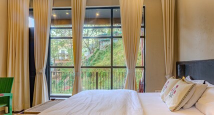 Samarpan Stays | Boutique Luxury Retreat near Bhimtal & Kainchi Dham Room Type - Creek Room