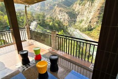 The aston hills kasol