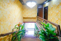 Via The Sunset Avenue