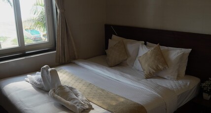 Amani Beach Home Stay Room Type - Deluxe Sea View Room