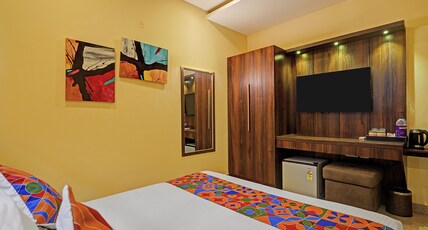 FabHotel Pride - Electronic City Room Type - Premium Room