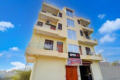 Hotel O Grand Elite
