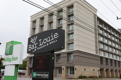 Holiday Inn Chicago-Oakbrook