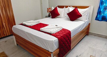 Ananya Service Apartments Room Type - Ananya Stay Deluxe Double Room