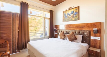 Samarth kasauli Hills | 2Km From Mall Road Room Type - Deluxe room 2