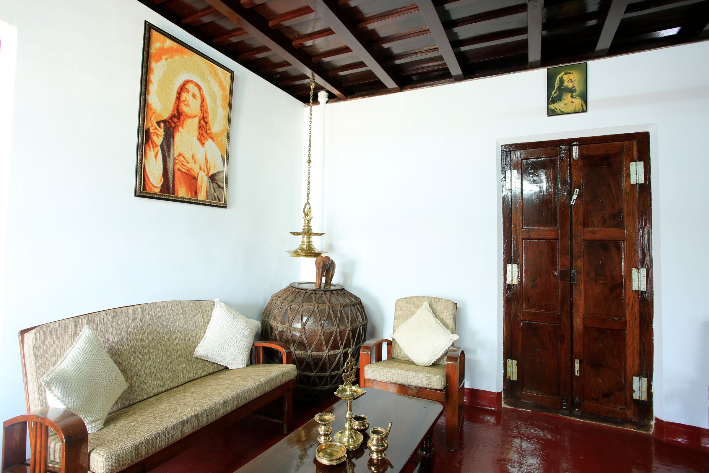 THARAVAD VILLA - Tap to explore photos
