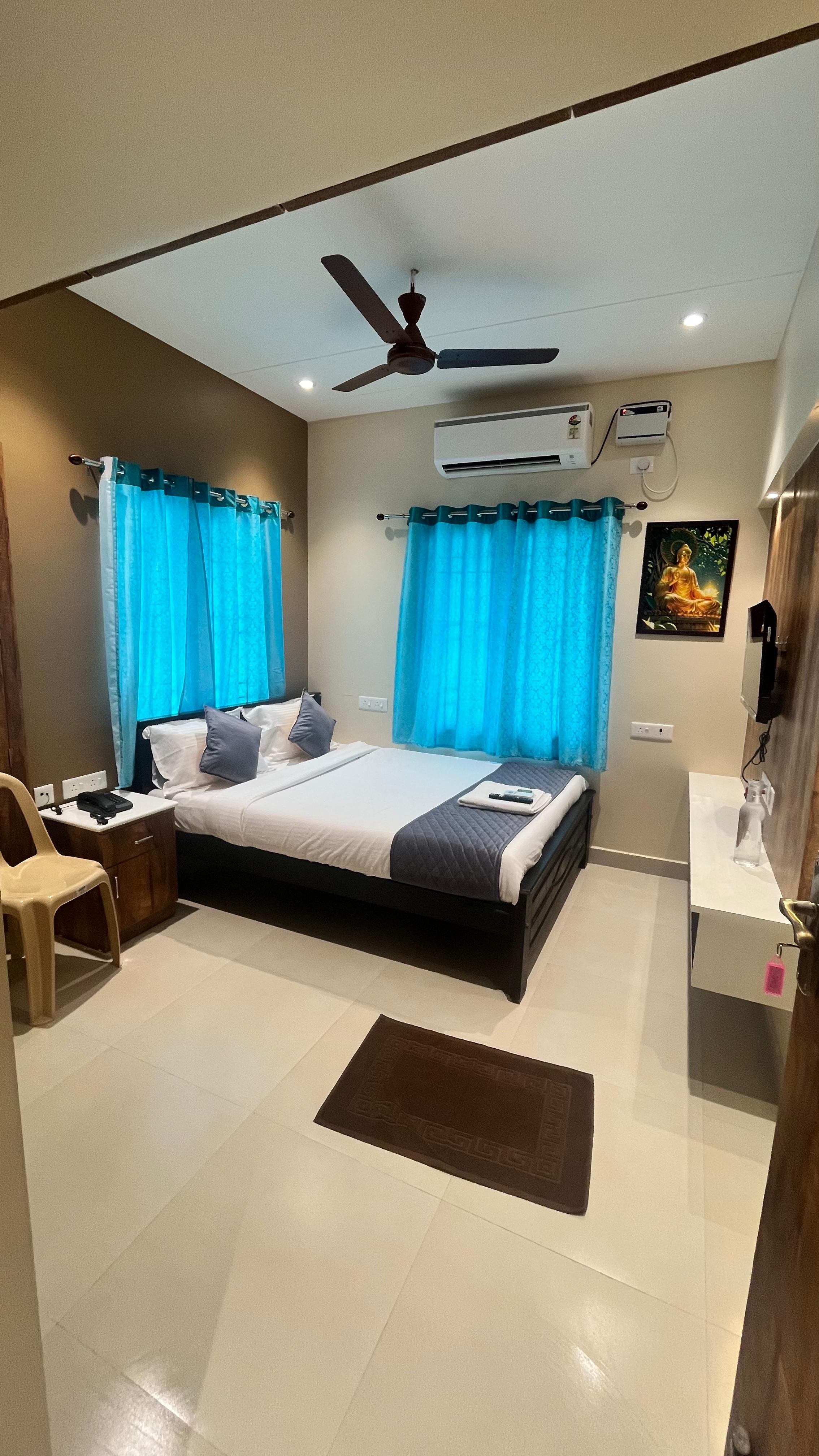 Greenapple Residency - Tap to explore photos