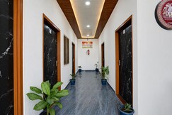 Address of SPOT ON Monishka Palace