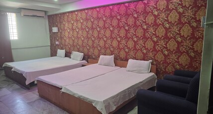 HOTEL SHRISTY RESIDENCY Room Type - Deluxe Triple Bed (AC)