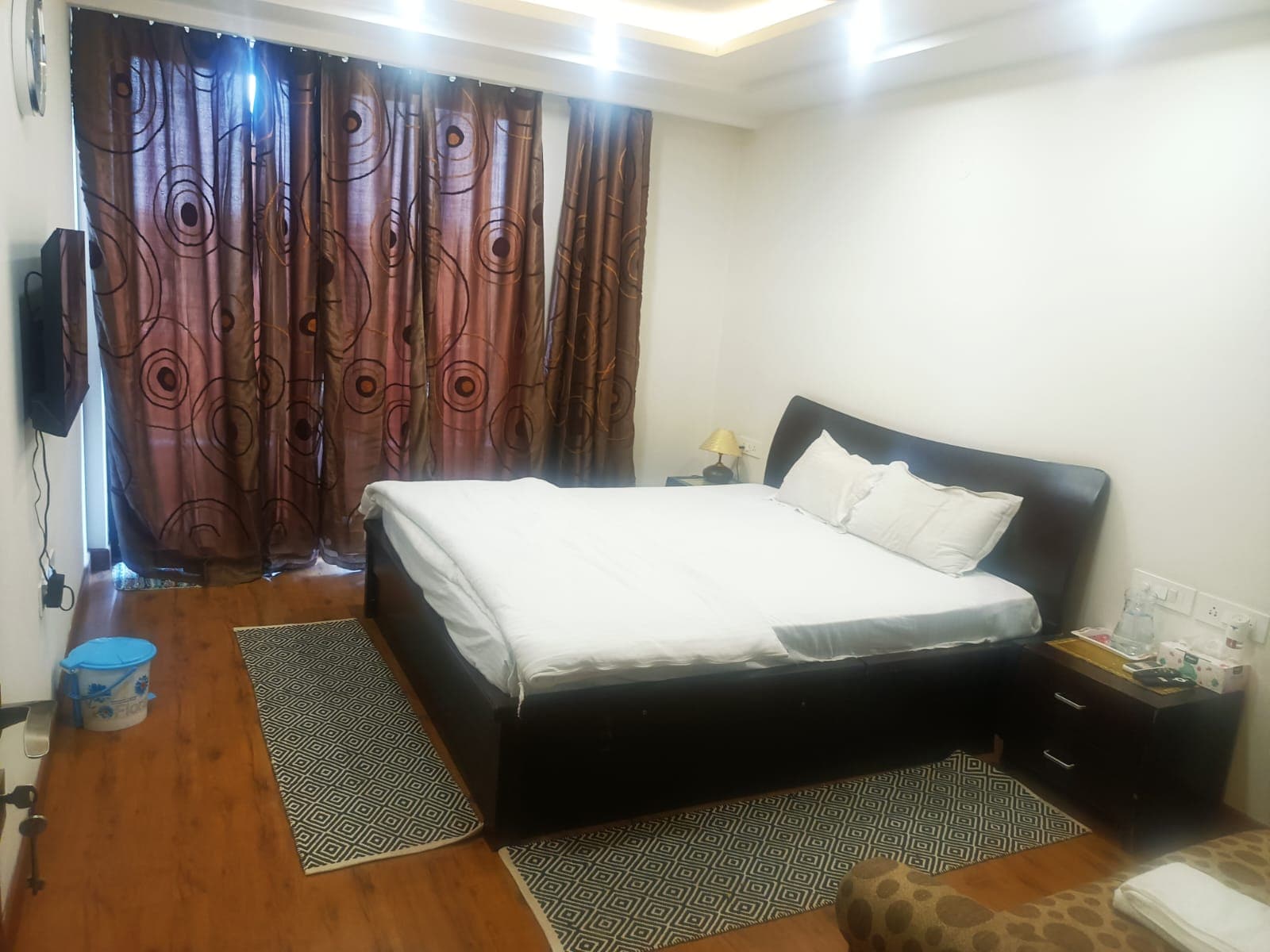 Intellect Guest House- Gurugram (Standard/Master) - Tap to explore photos