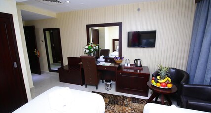 Royal Falcon Hotel Room Type - Junior Suite.