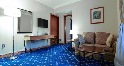 City Plaza Hotel Room Type - Junior Suite