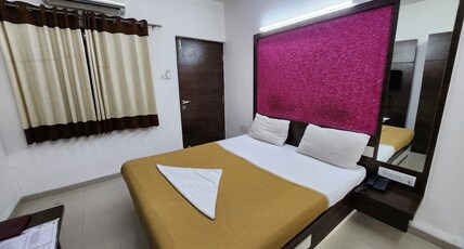Hotel Ambica Room Type - Super Deluxe AC (with Balcony)