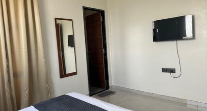 Hotel Shree Niwara Room Type - Bedroom 2