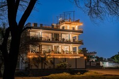 StayVista at Serenity By The Ganges
