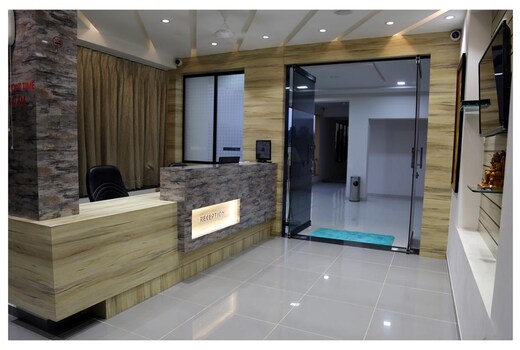 Hotel Iris