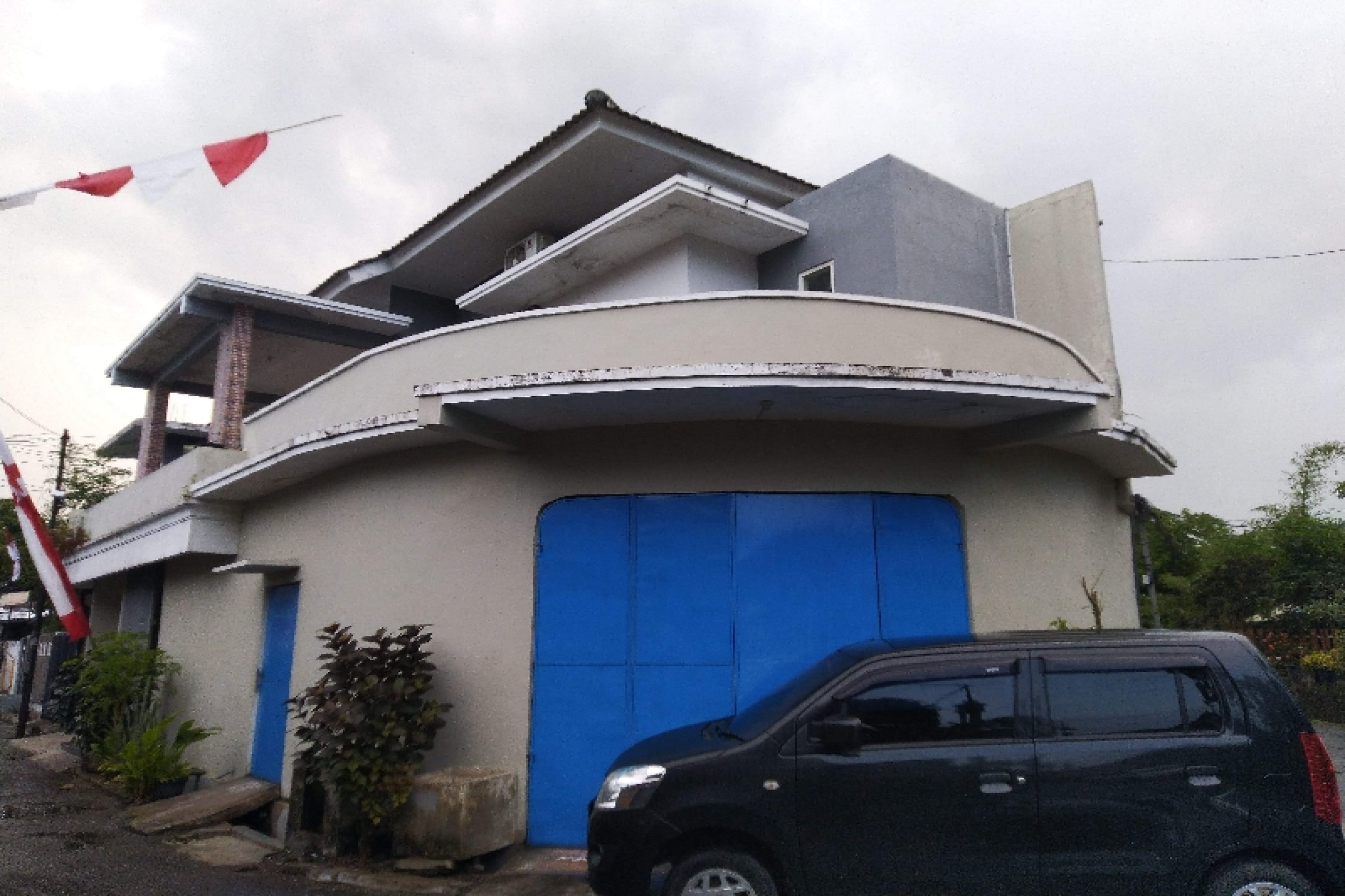 Hotel O Spring Homestay - Tap to explore photos