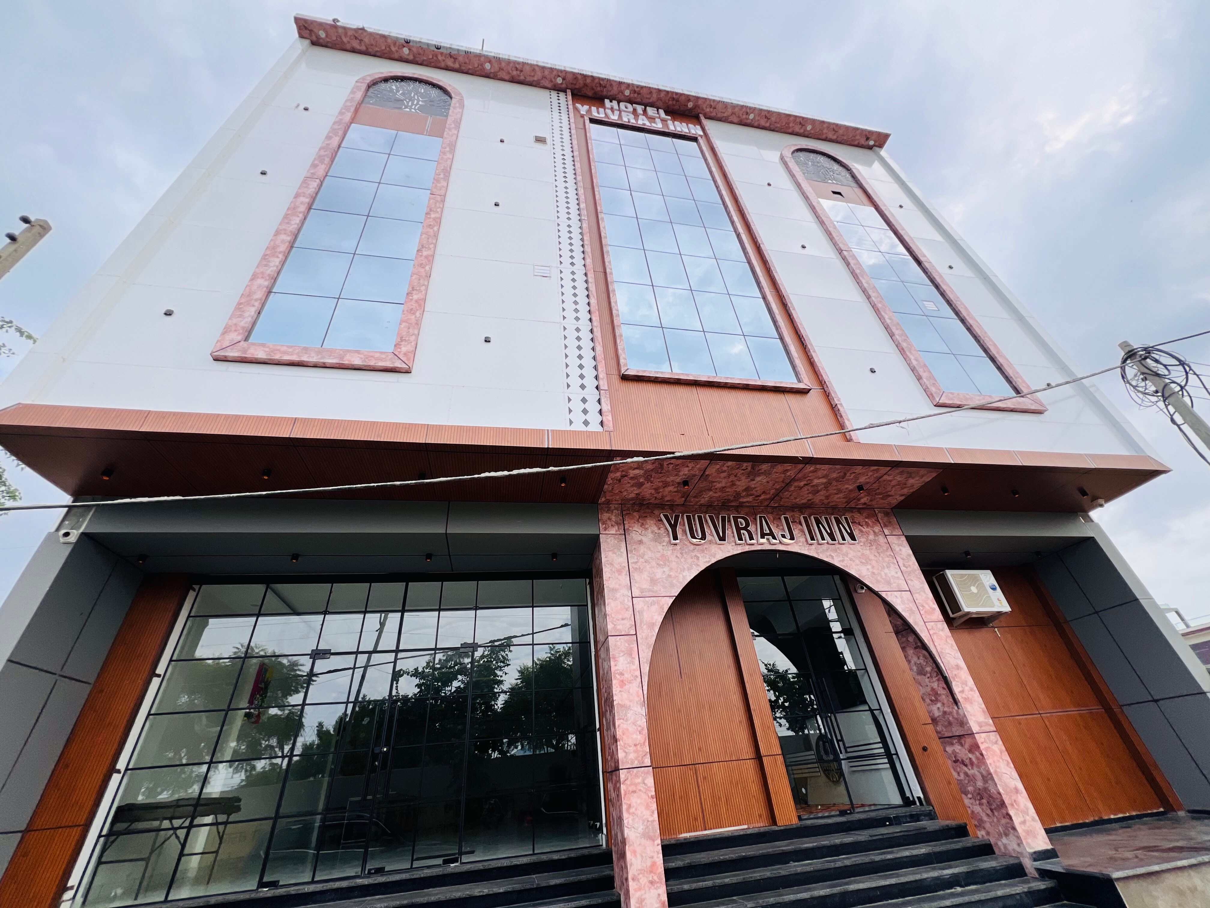 Hotel yuvraj inn - Tap to explore photos