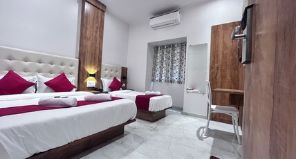 Hotel Heraa International Grant Road, Mumbai Room Type - SUPER DELUXE Hotel Heraa International Grant Road, Mumbai Room Type - SUPER DELUXE