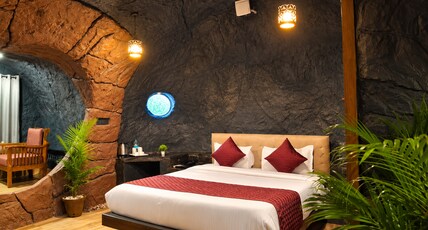 Secret Valley Plantation Resort Room Type - REGAL CAVE ROOM Secret Valley Plantation Resort Room Type - REGAL CAVE ROOM