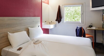 Hotel F1 Marseille Provence Room Type - Side-Car Room for 2 travelers maximum - ontheroad basics