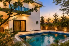 Aravali Hills Farm w Pool, Achrol Jaipur