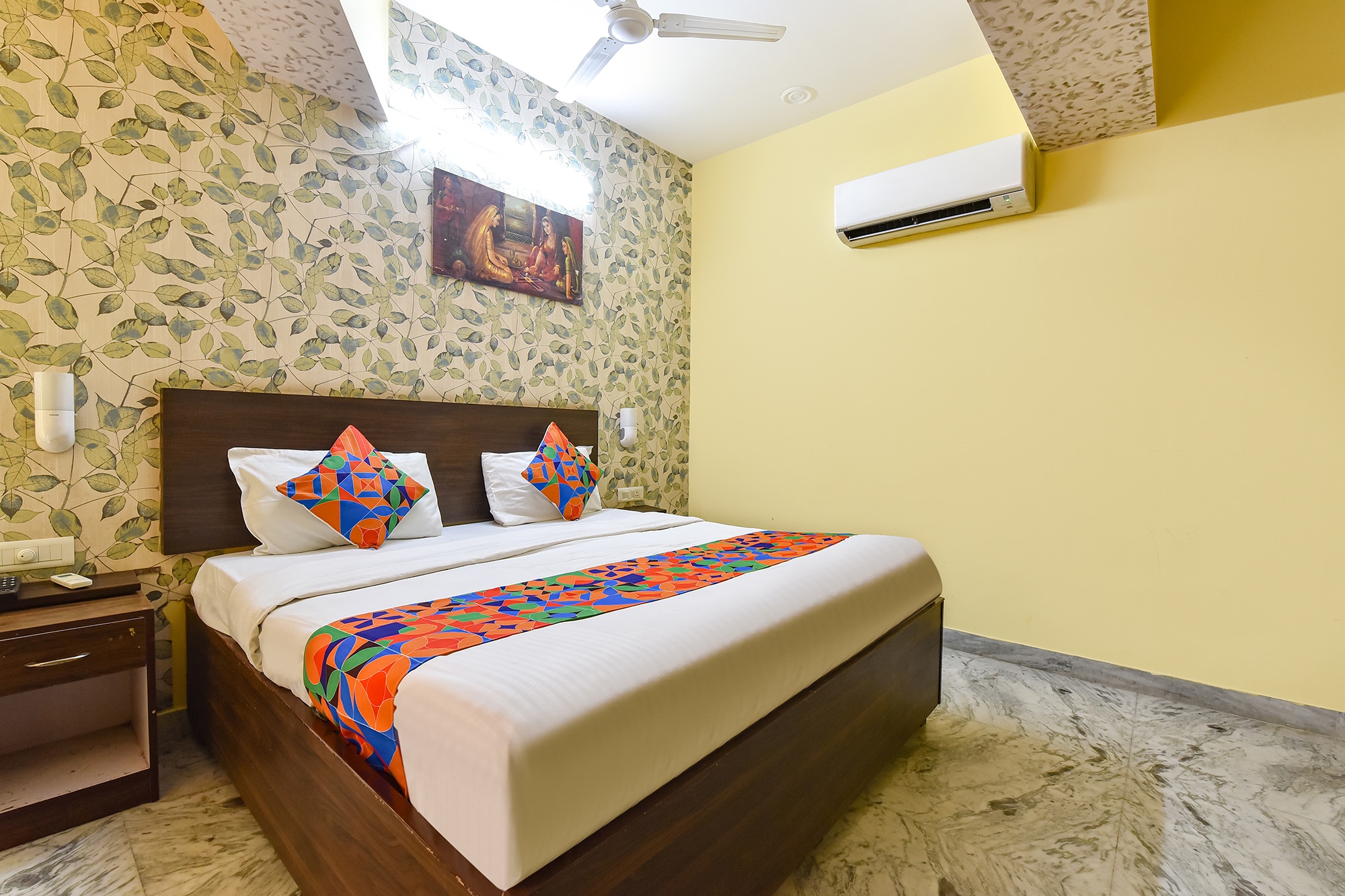 FabHotel Kirara - Tap to explore photos