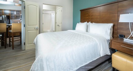 Staybridge Suites SUMMERVILLE Room Type - 2 Queen Beds 1 Bdrm Ste Mobil Access Tub