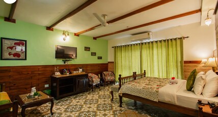 Udechee Huts Room Type - Super Deluxe Single Room Cottage