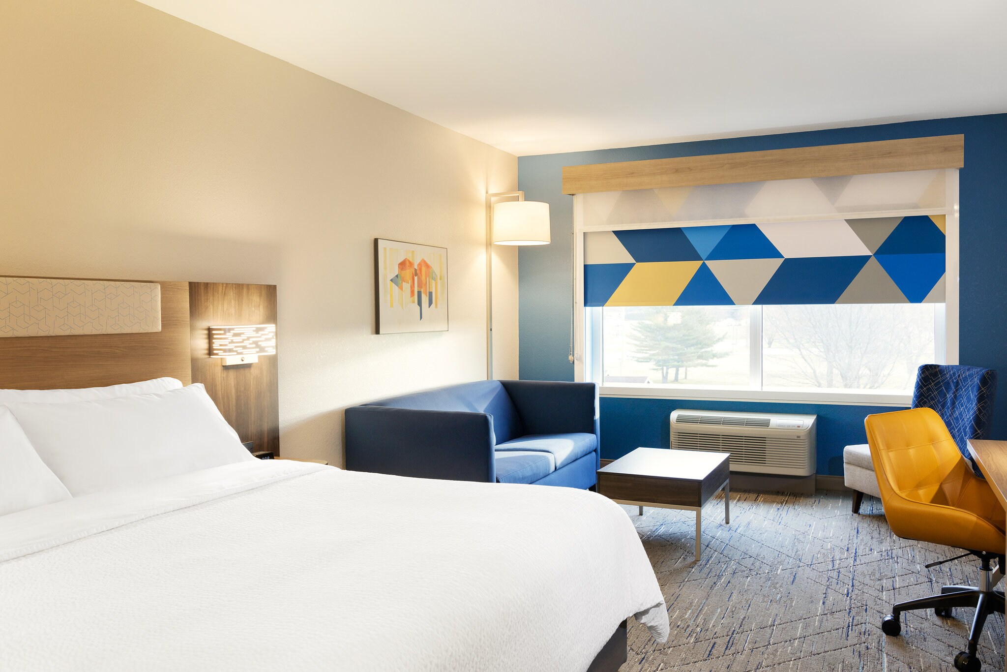 Holiday Inn Express CASTRO VALLEY - Tap to explore photos