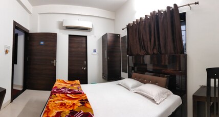 SHIVKRIPA STAY HOME Room Type - AC Deluxe Room