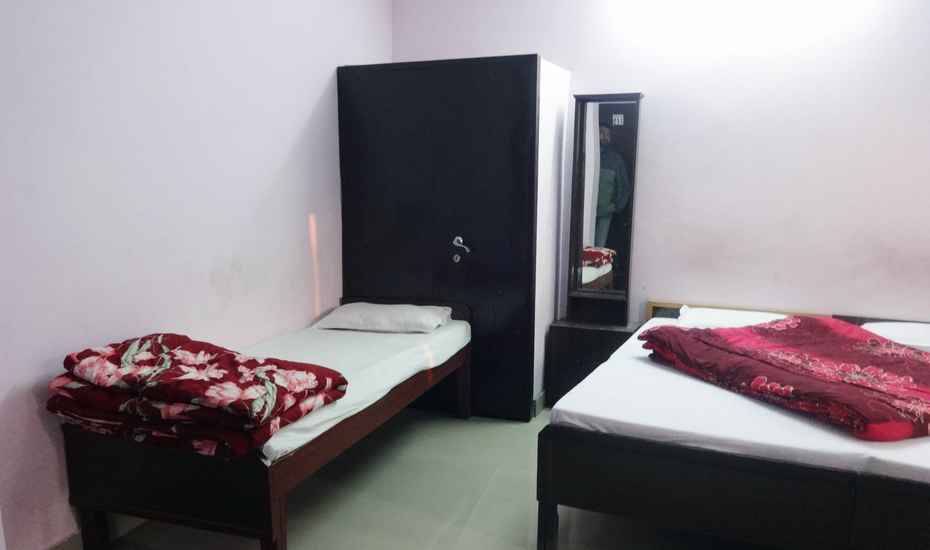 Hotel Hare Rama - Tap to explore photos