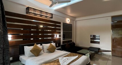 Hotel Samrat Room Type - Deluxe Non Ac Room