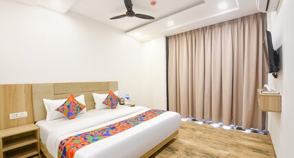 FabHotel Moonlight Room Type - Suite Room