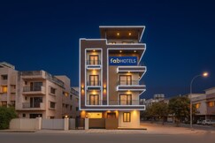 FabHotel F9 Sector 19
