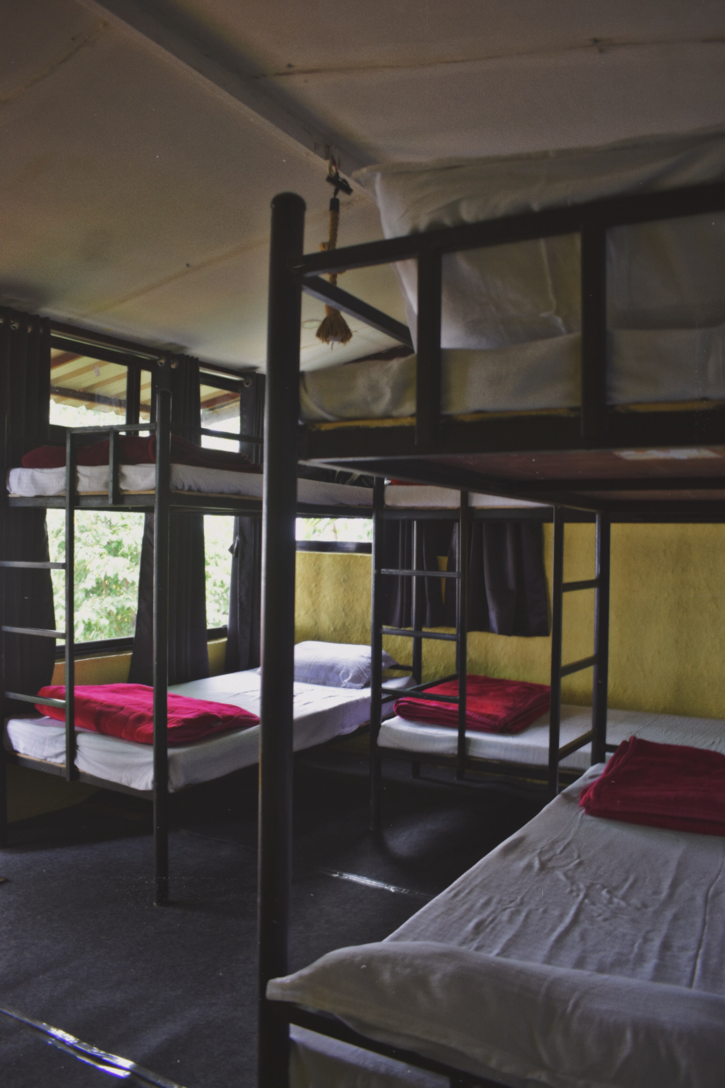 HideOut Hostel Naukuchiatal - Tap to explore photos