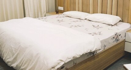 Deluxe room in Vrindavan Room Type - Deluxe room in Vrindavan