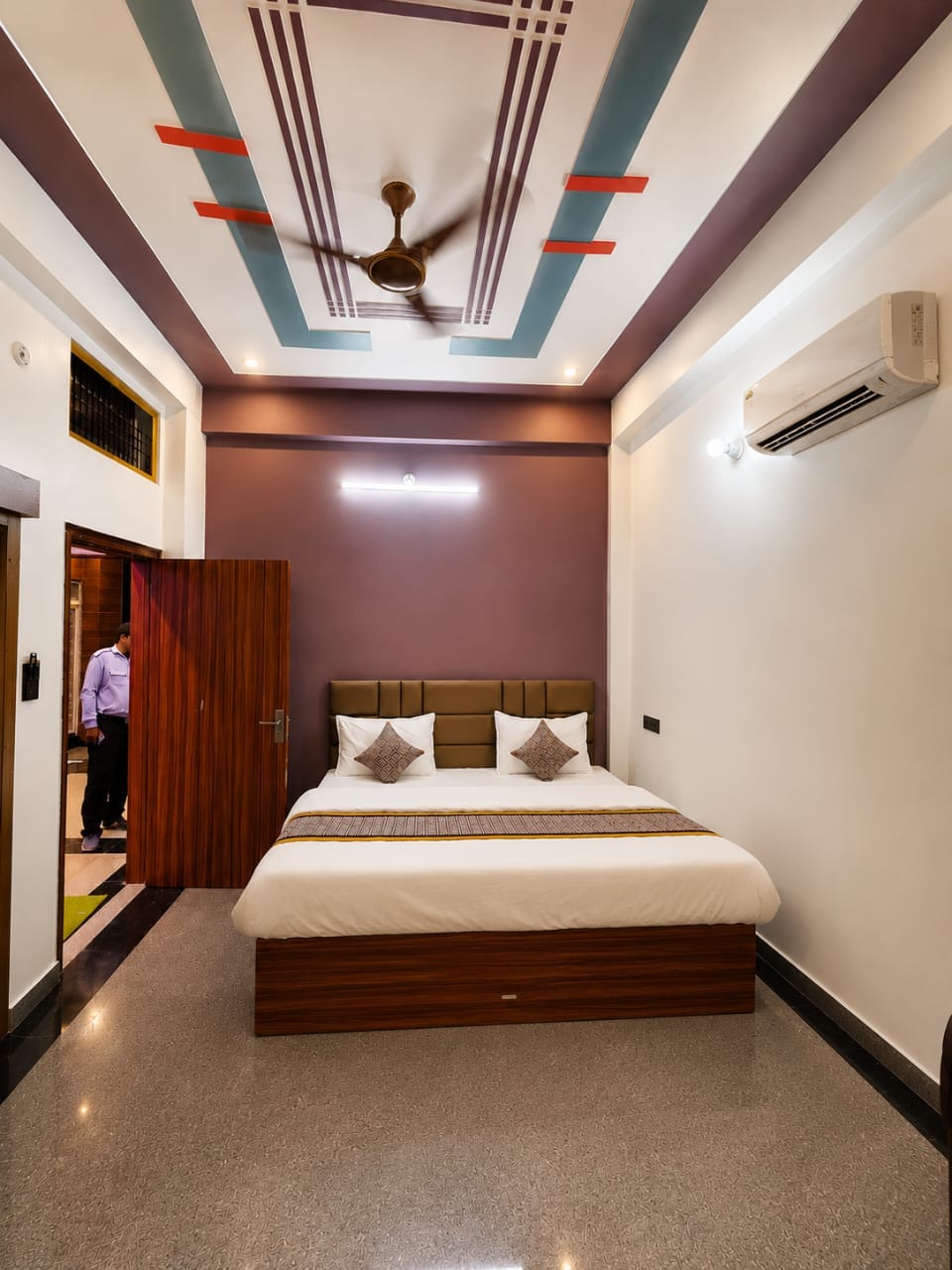 Hotel Awadh Shree Palace Ayodhya - Tap to explore photos