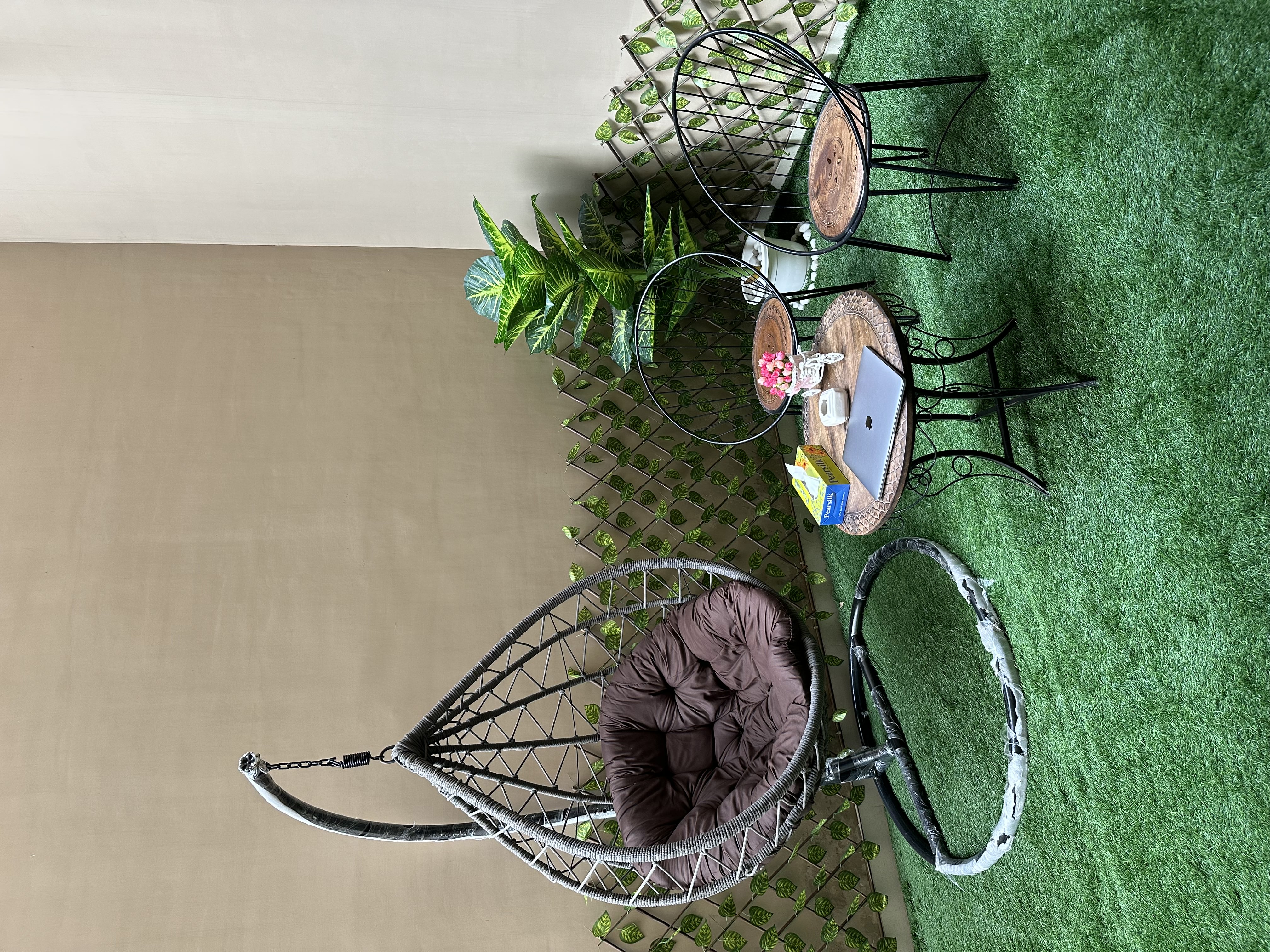Connect Stay 1BHK Golf Course Road Sec 42 - Tap to explore photos