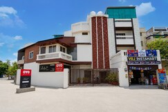 Super OYO Collection O Tagore Town Prayagraj Formerly Heritage Tagore