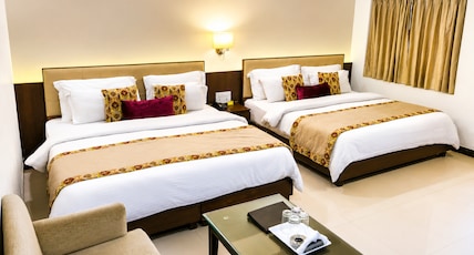 Hotel Shiraz Castle | Free Railway Station Pickup Room Type - Luxury Room (Twin/Double Bed) Hotel Shiraz Castle | Free Railway Station Pickup Room Type - Luxury Room (Twin/Double Bed)