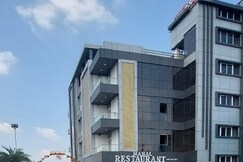 Address of MAHAL RESTAURANT & HOTAL