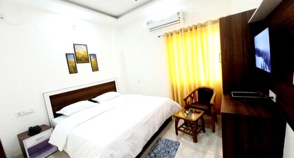 HOTEL SRP Room Type - Deluxe Room