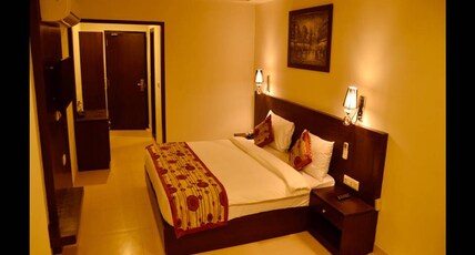 Royal Windsor Hotel Room Type - Deluxe Room ..