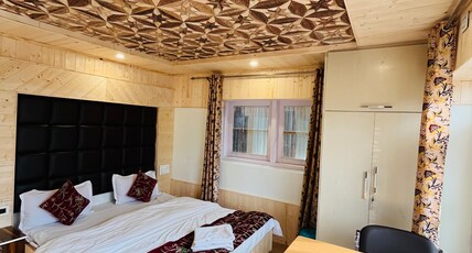 The Family Spot Pahalgm Room Type - Standard Room