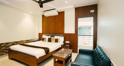 Hotel Aamar Digha Room Type - EXECUTIVE ROOM WITH BALCONY