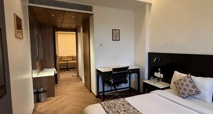 Divikaparthotel Room Type - Family Room City View, Multiple Beds & Lounge Area