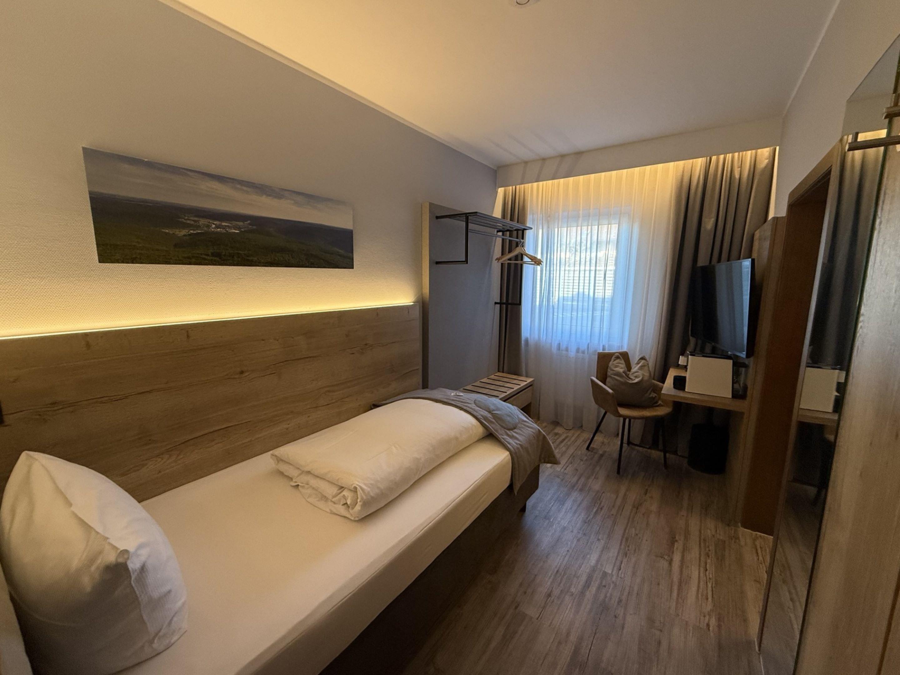 BEST WESTERN HOTEL BRUNNENHOF - Tap to explore photos