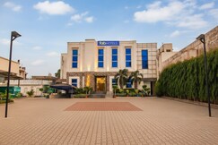 FabHotel Jalandhar Corporate Suites