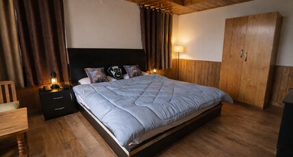 Hotter Potter Stays Room Type - Double Room with Mountain View